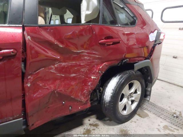 Toyota RAV4 Xle Image 10