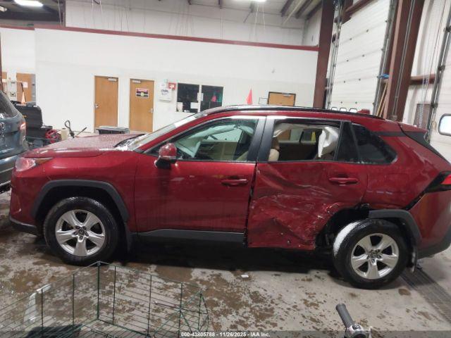 Toyota RAV4 Xle Image 11