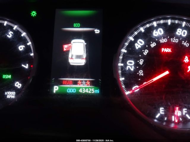 Toyota RAV4 Xle Image 2