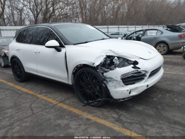 Porsche Cayenne S Image 1