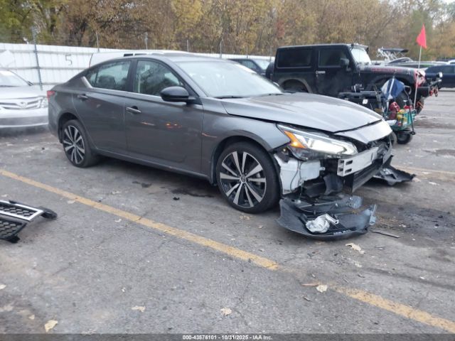 Nissan Altima Sr Intelligent Awd Image 1