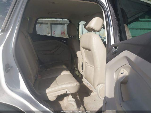 Ford Escape Se Image 16