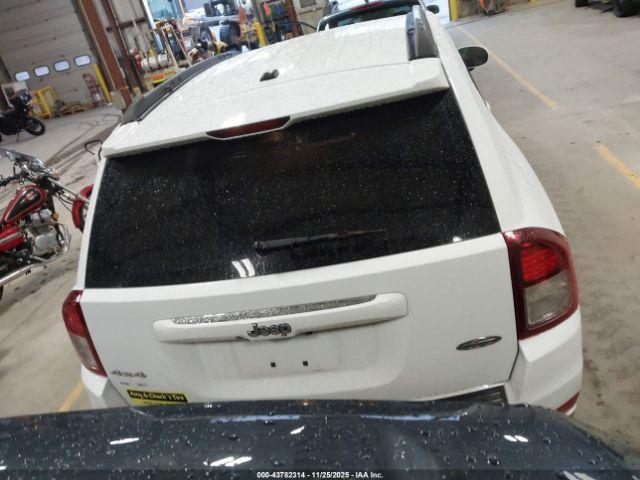 Jeep Compass High Altitude 4x4 Image 2