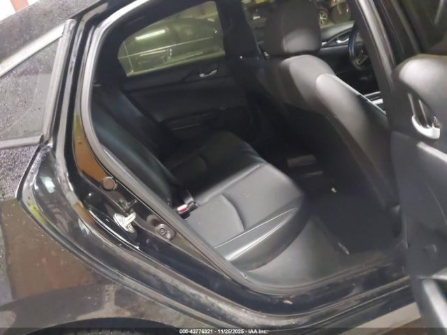 Honda Civic Sport Image 3