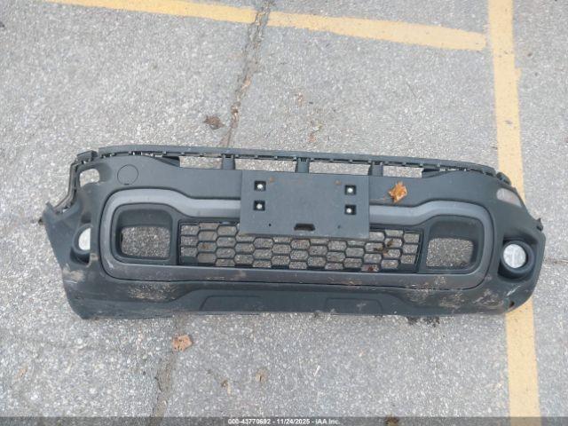 Jeep Renegade Trailhawk Image 14