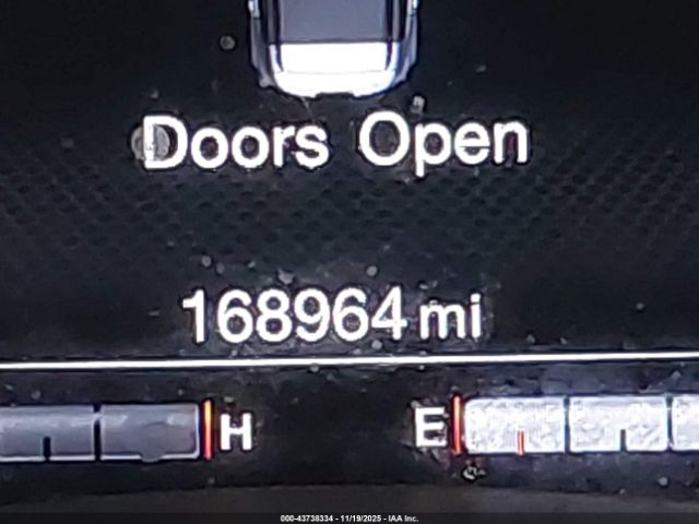 Jeep Renegade Trailhawk Image 11