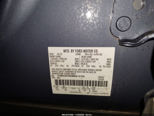 Ford Explorer Limited Image 14