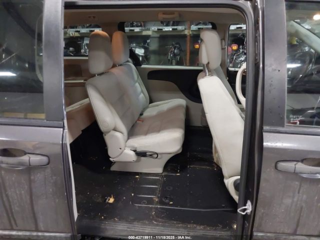 Dodge Grand Caravan American Value Pkg Image 17