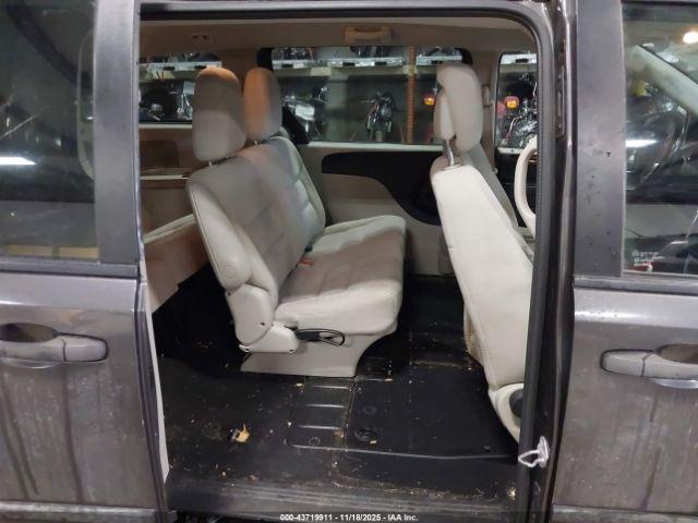 Dodge Grand Caravan American Value Pkg Image 17