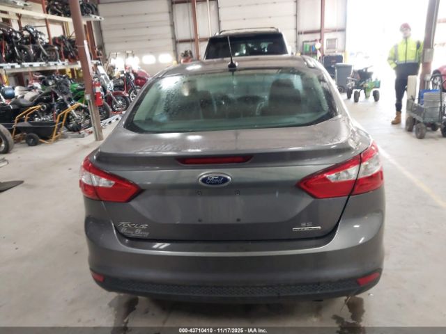 Ford Focus Se Image 14