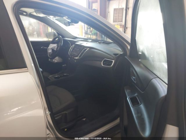 Chevrolet Equinox Awd Lt Image 5