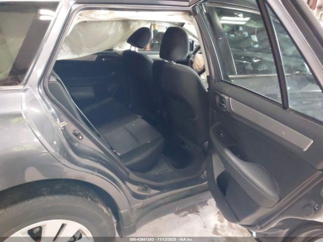 Subaru Outback 2.5i Premium Image 7