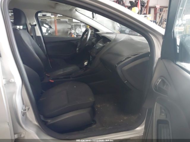 Ford Focus S Image 13