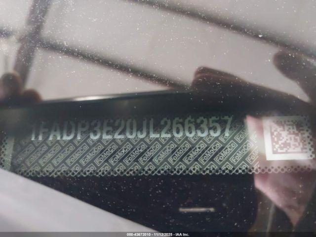 Ford Focus S Image 12