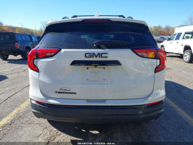 GMC Terrain Sle Image 3