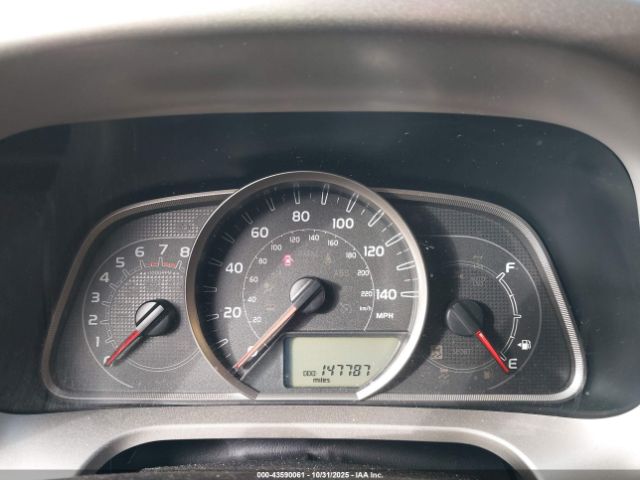 Toyota RAV4 Le Image 9