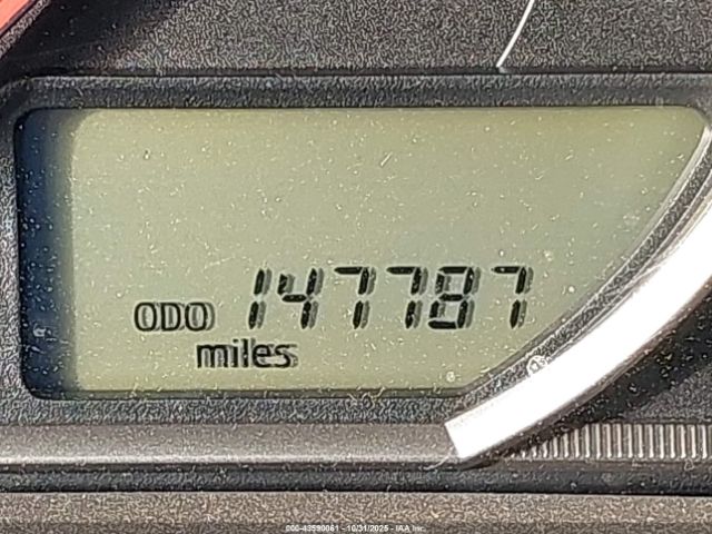 Toyota RAV4 Le Image 14