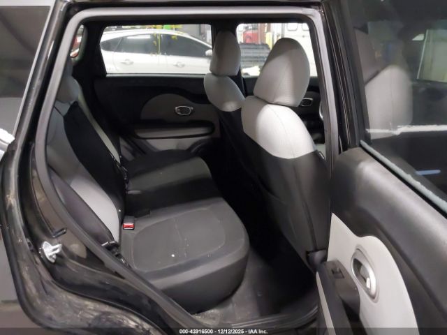 Kia Soul Image 7