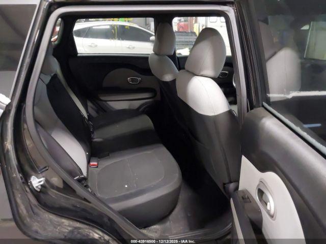 Kia Soul Image 7