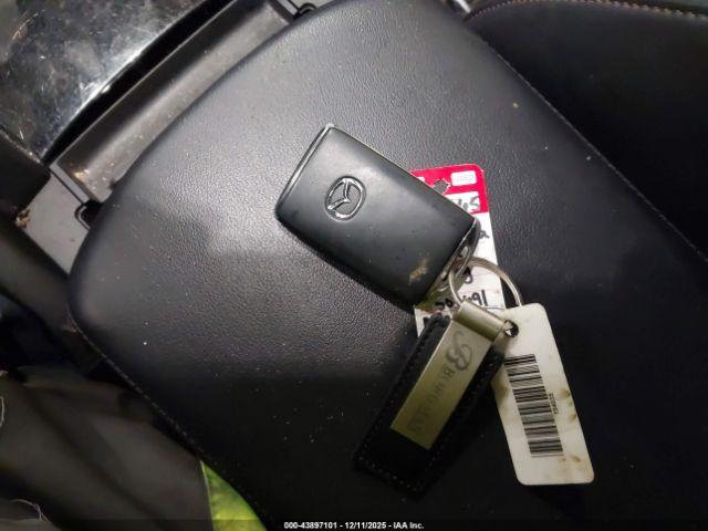 Mazda Mazda3 Preferred Image 10