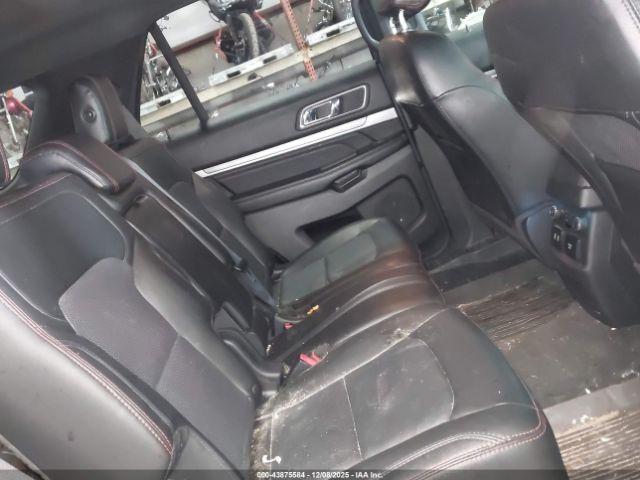 Ford Explorer Sport Image 7