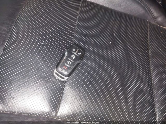 Ford Explorer Sport Image 8