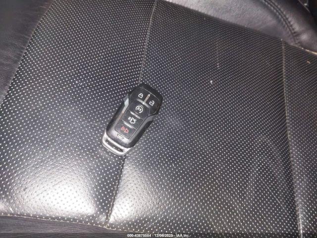 Ford Explorer Sport Image 8