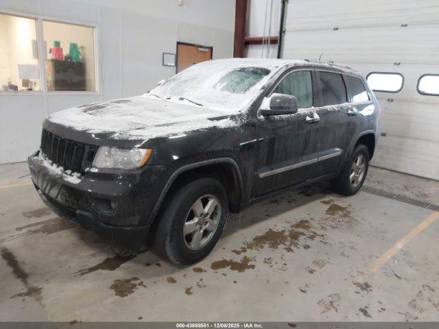Jeep Grand Cherokee Laredo Image 4