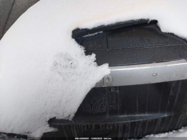 Jeep Grand Cherokee Laredo Image 2