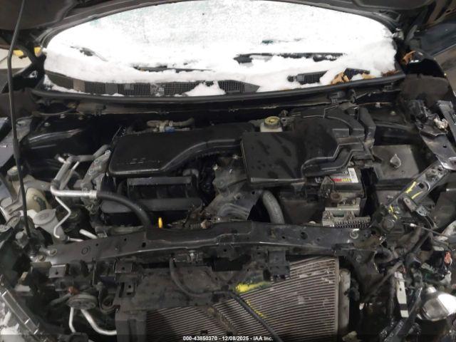 Nissan Rogue S Image 14