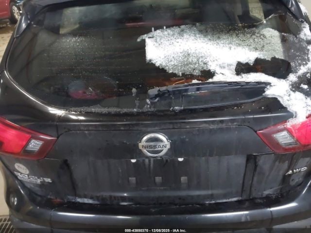 Nissan Rogue S Image 11