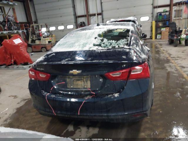 Chevrolet Malibu 1lt Image 14