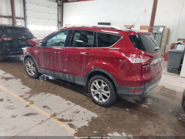 Ford Escape Titanium Image 14