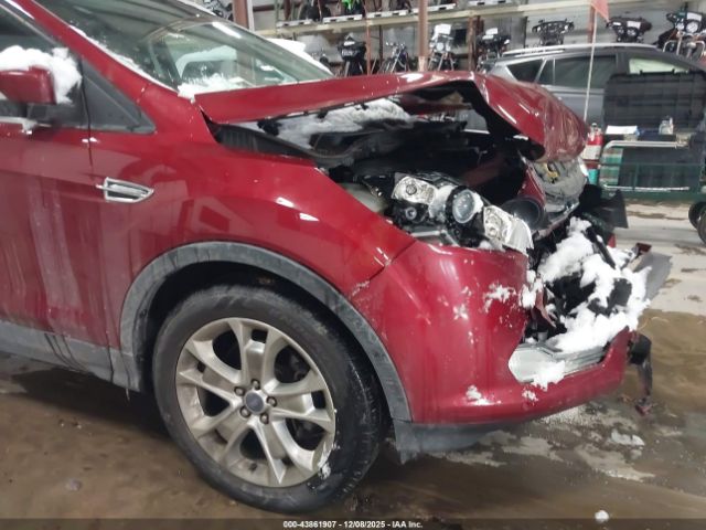 Ford Escape Titanium Image 7