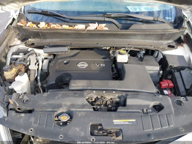 Nissan Pathfinder Sl Image 13