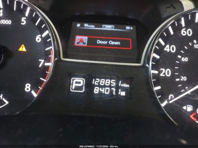 Nissan Pathfinder Sl Image 15