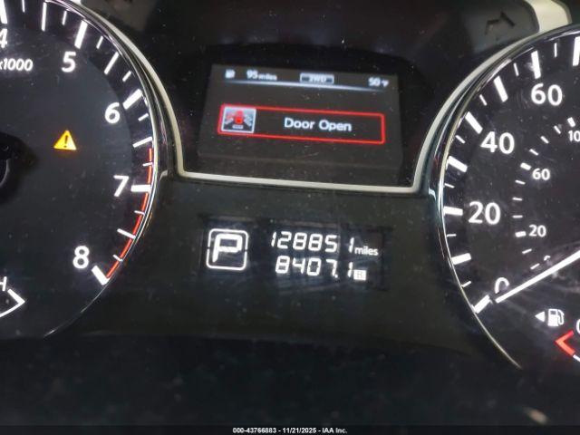 Nissan Pathfinder Sl Image 15