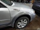 Subaru Outback 2.5i Image 4
