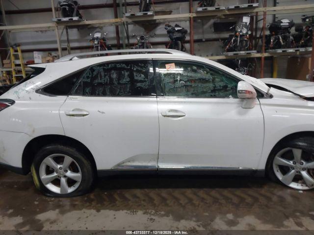 Lexus RX Image 14