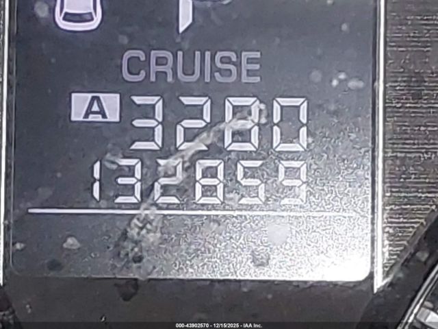 Subaru Outback 2.5i Limited Image 16