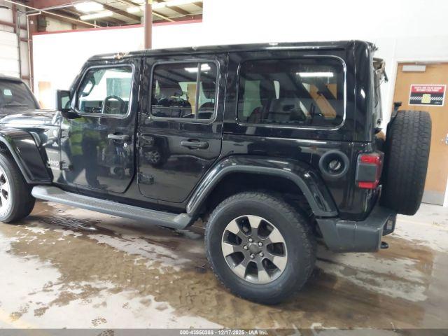 Jeep Wrangler Sahara Image 14