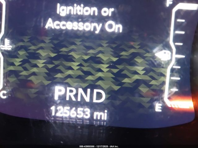 Jeep Wrangler Sahara Image 17