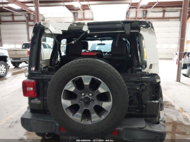 Jeep Wrangler Sahara Image 11
