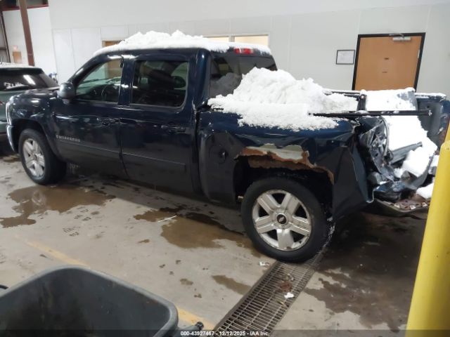 Chevrolet Silverado 1500 Image 2