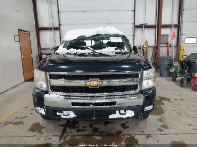 Chevrolet Silverado 1500 Image 10