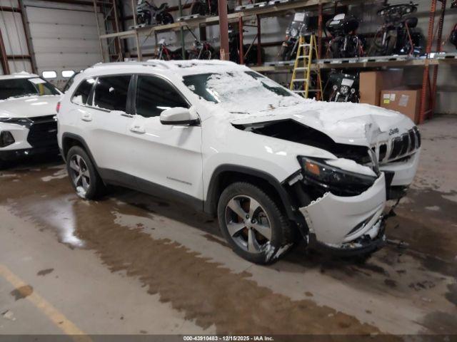  Salvage Jeep Cherokee