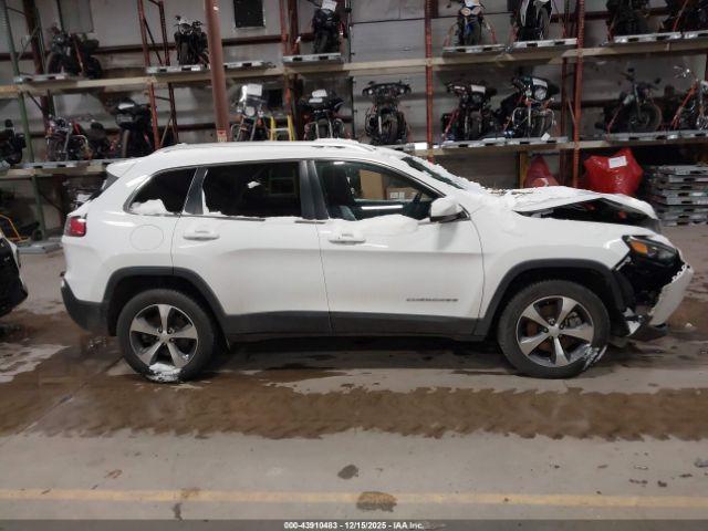 Jeep Cherokee Limited 4x4 Image 15