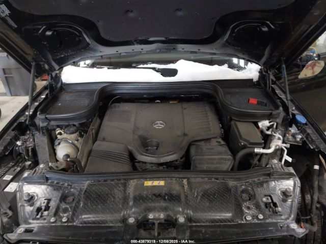 Mercedes-Benz GLE 4matic Image 11