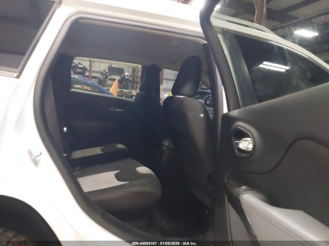 Jeep Cherokee Latitude Image 6