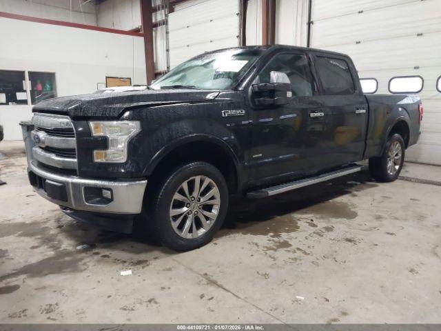 Ford F-150 Lariat Image 2